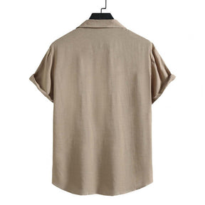 Camisa Manga Curta Lisa Romenzi RZ537 feita em tecido leve e respirável, com design minimalista e caimento ajustado que garante estilo e conforto.