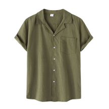 Camisa Romenzi Ibéria: conforto e elegância para ocasiões casuais. Tecido leve, ideal com bermudas de linho ou calças neutras. Visual sofisticado e descontraído.