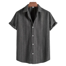 Camisa Manga Curta Romenzi Mare RZ587 confeccionada em tecido leve e respirável, com design sofisticado que garante frescor, conforto e estilo casual.