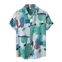 Camisa Manga Curta Romenzi Mirage RZ588 feita em tecido leve, com estampas abstratas modernas e caimento impecável que une frescor, conforto e estilo.