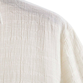 Camisa Manga Curta Romenzi Playa Off White RZ591 em tecido leve, com design sofisticado e caimento impecável para ocasiões casuais e dias ensolarados.