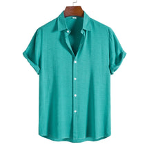 Camisa Manga Curta Romenzi Solare RZ595 feita em tecido leve e respirável, com design moderno que garante frescor, conforto e sofisticação versátil.
