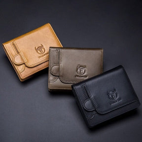 Carteira Masculina Kalel Romenzi RZ477 em couro PU, design compacto, organização inteligente e toque sofisticado para uso diário com elegância.