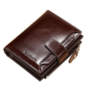 Carteira Masculina de Couro Romenzi RZ478 com zíper, porta-cartões, compartimentos internos e acabamento sofisticado em couro legítimo.