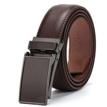 Cinto Masculino de Couro Romenzi Class RZ471 com acabamento sofisticado, ideal para compor visuais formais ou casuais com elegância e distinção.