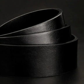 Cinto Masculino de Couro Royal Romenzi RZ341 nas cores preto e marrom com acabamento premium e design elegante para uso casual ou formal.
