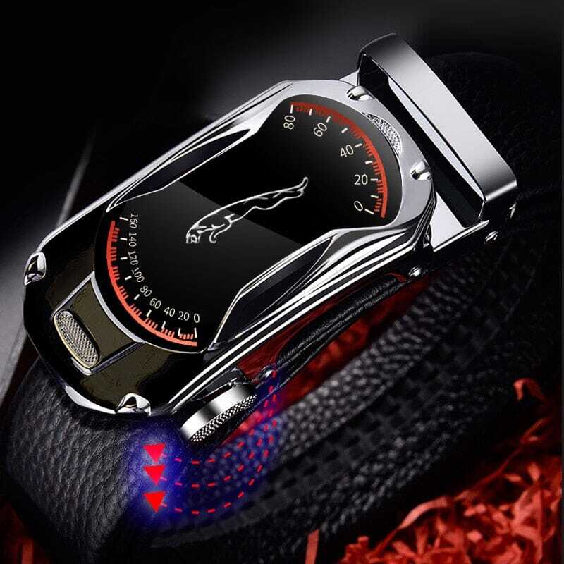 Cinto Masculino Jaguar Romenzi RZ339 com fivela automática dourada, prata ou preta, feito em couro PU com design sofisticado e ajuste preciso.