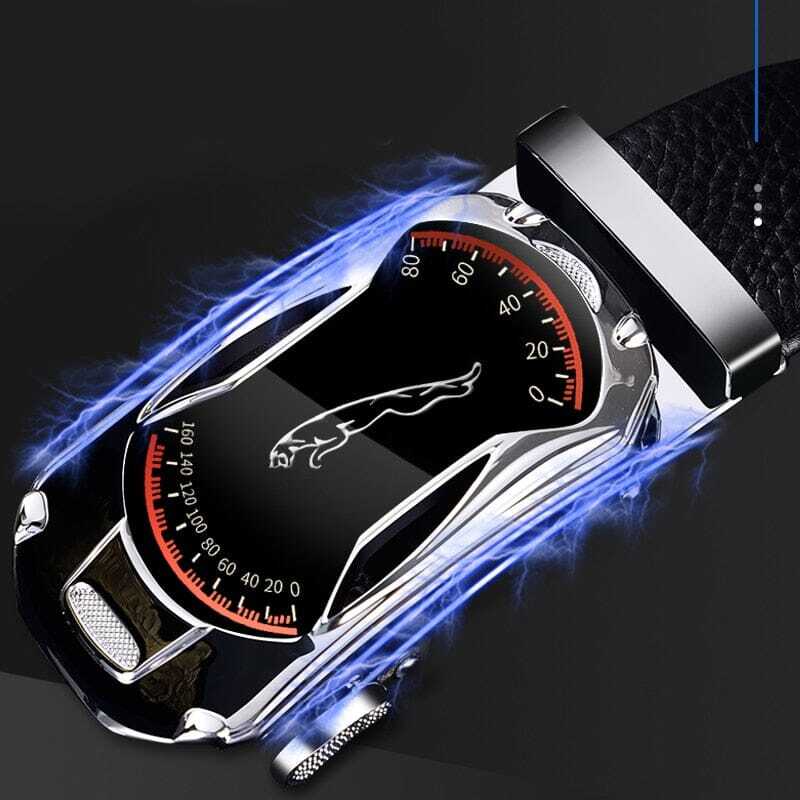 Cinto Masculino Jaguar Romenzi RZ339 com fivela automática dourada, prata ou preta, feito em couro PU com design sofisticado e ajuste preciso.