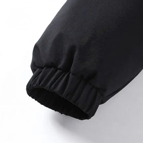Jaqueta Acolchoada Masculina Romenzi High RZ239 com design clássico, isolamento térmico e estilo atemporal para conforto e sofisticação em dias frios.