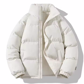 Jaqueta Bobojaco Masculina Romenzi Alpha RZ241 com design sofisticado, ajuste impecável e parte interna em lã. Ideal para conforto e estilo no inverno.