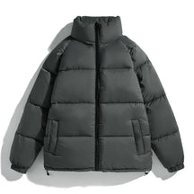 Jaqueta Bobojaco Masculina Romenzi RZ032 com design moderno, isolamento térmico e modelagem ajustada. Ideal para enfrentar o inverno com estilo.