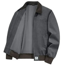 Jaqueta Bomber Vintage Masculina Romenzi RZ319 com estilo retrô, interior forrado e tecido resistente. Elegância e conforto para uso diário e especial.