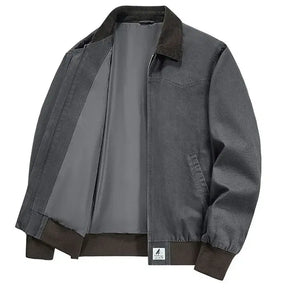 Jaqueta Bomber Vintage Masculina Romenzi RZ319 com estilo retrô, interior forrado e tecido resistente. Elegância e conforto para uso diário e especial.