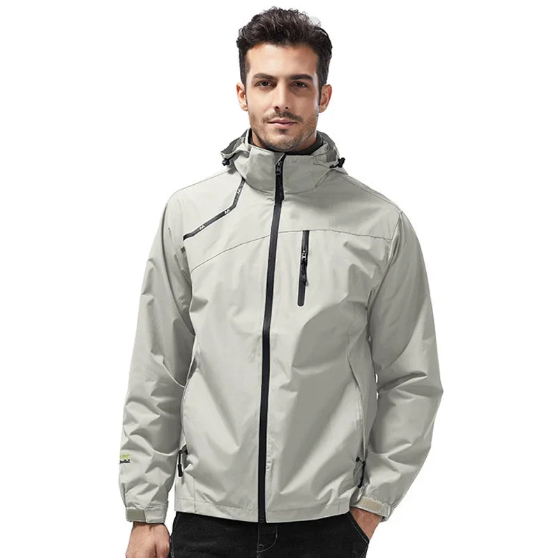 Jaqueta Corta Vento Masculina Romenzi Pulse RZ231 em cinza claro, design moderno e proteção contra chuva e vento.