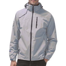 Jaqueta Corta Vento Masculina Romenzi Pulse RZ231 em cinza claro, design moderno e proteção contra chuva e vento.
