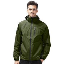 Jaqueta Corta Vento Masculina Romenzi Pulse RZ231 em cinza claro, design moderno e proteção contra chuva e vento.