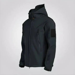 Jaqueta Impermeável Masculina Romenzi RZ165 com design moderno, impermeável e confortável para dias de chuva.
