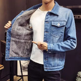 Jaqueta Jeans Masculina Romenzi Casual RZ232, design moderno, elegância e conforto com excelente isolamento térmico.