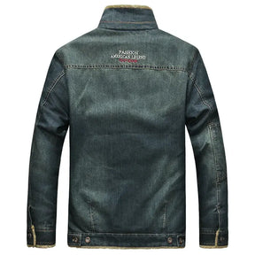 Jaqueta Jeans Masculina Romenzi Legend RZ234, design acolchoado, conforto e estilo para homens modernos.