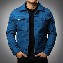 Jaqueta Jeans Masculina Slim Romenzi RZ021 com design moderno, modelagem slim e elegância casual.