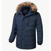 Jaqueta Masculina Acolchoada Romenzi Berlim RZ227 com design sofisticado e acabamento impecável, ideal para dias frios.