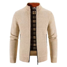 Jaqueta Masculina Casual Crochet Romenzi RZ219 com forro acolchoado, zíper durável e ajuste confortável, ideal para aquecimento e estilo em dias frios.