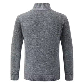 Jaqueta Masculina Casual Crochet Romenzi RZ219 com forro acolchoado, zíper durável e ajuste confortável, ideal para aquecimento e estilo em dias frios.