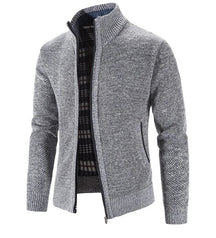 Jaqueta Masculina Casual Crochet Romenzi RZ219 com forro acolchoado, zíper durável e ajuste confortável, ideal para aquecimento e estilo em dias frios.