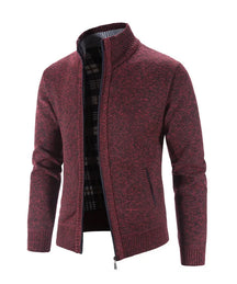 Jaqueta Masculina Casual Crochet Romenzi RZ219 com forro acolchoado, zíper durável e ajuste confortável, ideal para aquecimento e estilo em dias frios.