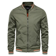 Jaqueta Masculina Casual Romenzi RZ146 com design moderno, caimento refinado e tecido resistente, ideal para conforto e estilo em qualquer ocasião.