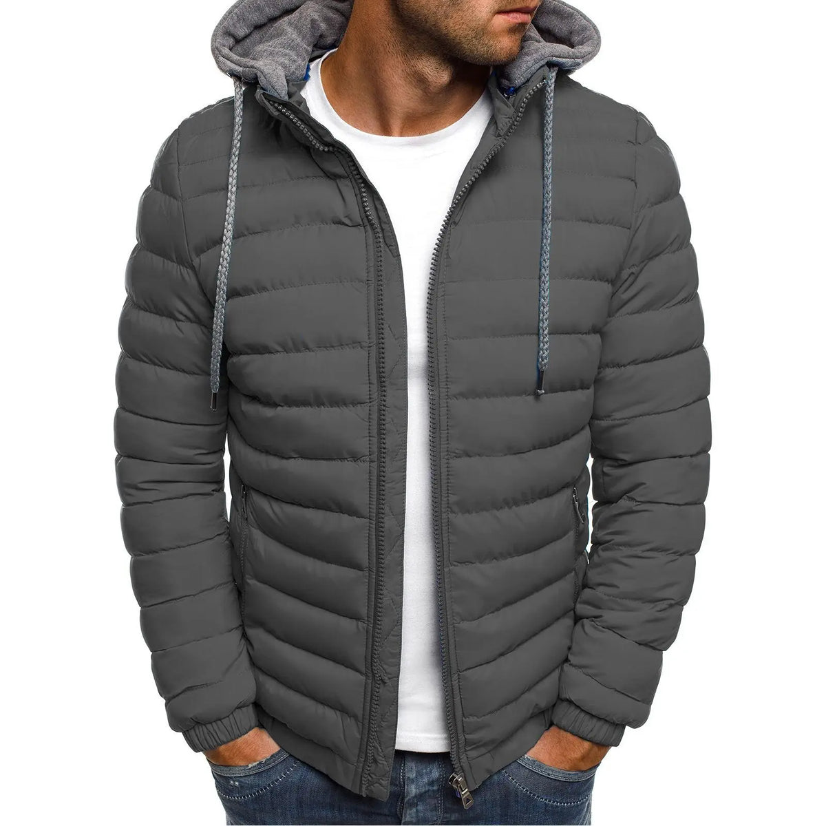 Jaqueta Masculina com Capuz Romenzi RZ137 com design minimalista, fecho de zíper reforçado e isolamento térmico, perfeita para elegância e conforto.