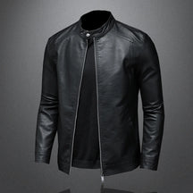 Jaqueta Masculina de Couro Romenzi Classic RZ117 - couro genuíno, design exclusivo, conforto, resistência e durabilidade premium.