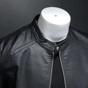Jaqueta Masculina de Couro Romenzi Classic RZ117 - couro genuíno, design exclusivo, conforto, resistência e durabilidade premium.