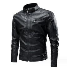 Jaqueta Masculina de Couro Romenzi RZ127 com couro premium, acabamento refinado e design versátil para ocasiões elegantes e casuais.