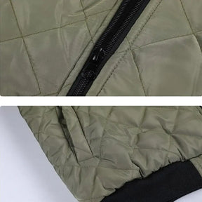 Jaqueta Masculina Elegance Zev Romenzi RZ143 com design ousado, material robusto e interior aquecido, perfeita para conforto e estilo nos dias frios.