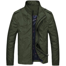 Jaqueta Masculina Forrada North Romenzi RZ208, possui design elegante, alta qualidade e conforto, com detalhes que destacam sua autenticidade.
