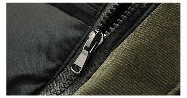 Jaqueta Masculina Inverno Warmcover Romenzi RZ025 com design sofisticado, tecido térmico, capuz removível e ajuste ergonômico para o inverno.