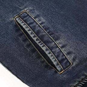 Jaqueta Masculina Jeans Authentic Romenzi RZ213 em jeans francês, com design moderno, acolchoado em poliéster e ajuste perfeito para o homem moderno.