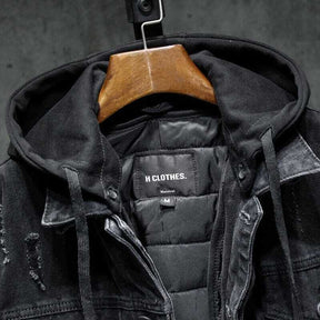 Jaqueta Masculina Jeans Padded Romenzi RZ187 com acabamento impecável, estilo moderno e autenticidade em cada detalhe.