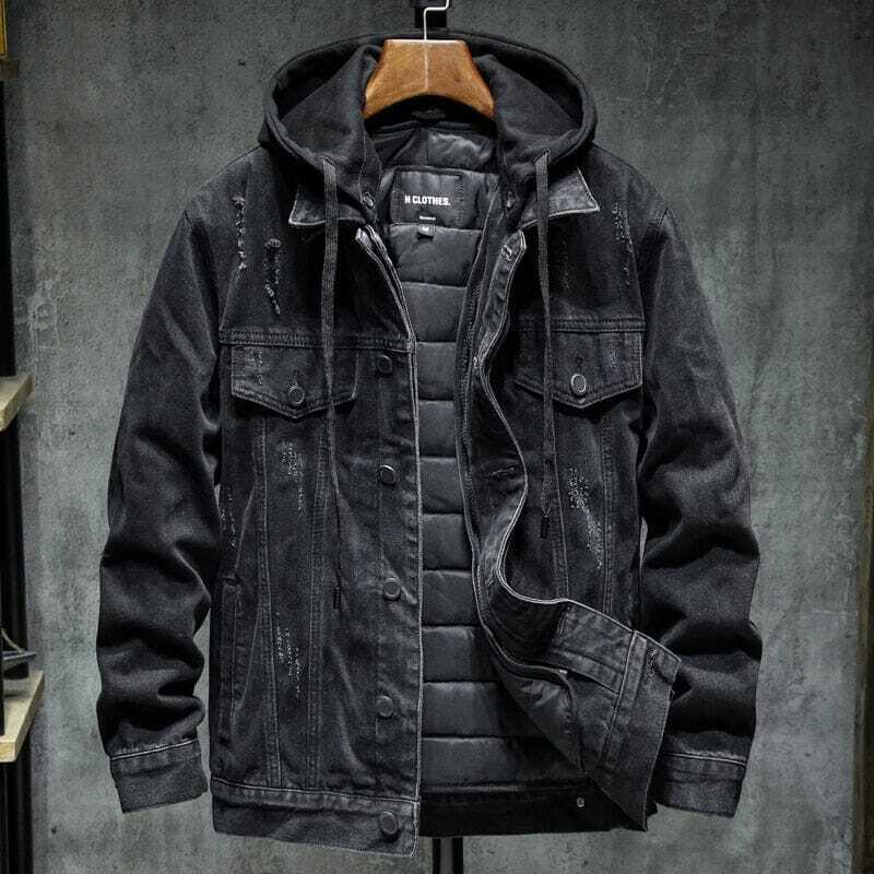 Jaqueta Masculina Jeans Padded Romenzi RZ187 com acabamento impecável, estilo moderno e autenticidade em cada detalhe.