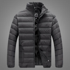 Jaqueta Masculina Outline Romenzi RZ210 em preto, destacando design elegante, isolamento térmico, zíper durável e conforto excepcional.