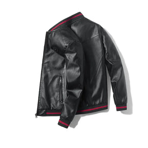 Jaqueta Masculina Premium de Couro Romenzi RZ157 em couro plutônio, com costuras reforçadas e caimento impecável para conforto e sofisticação.