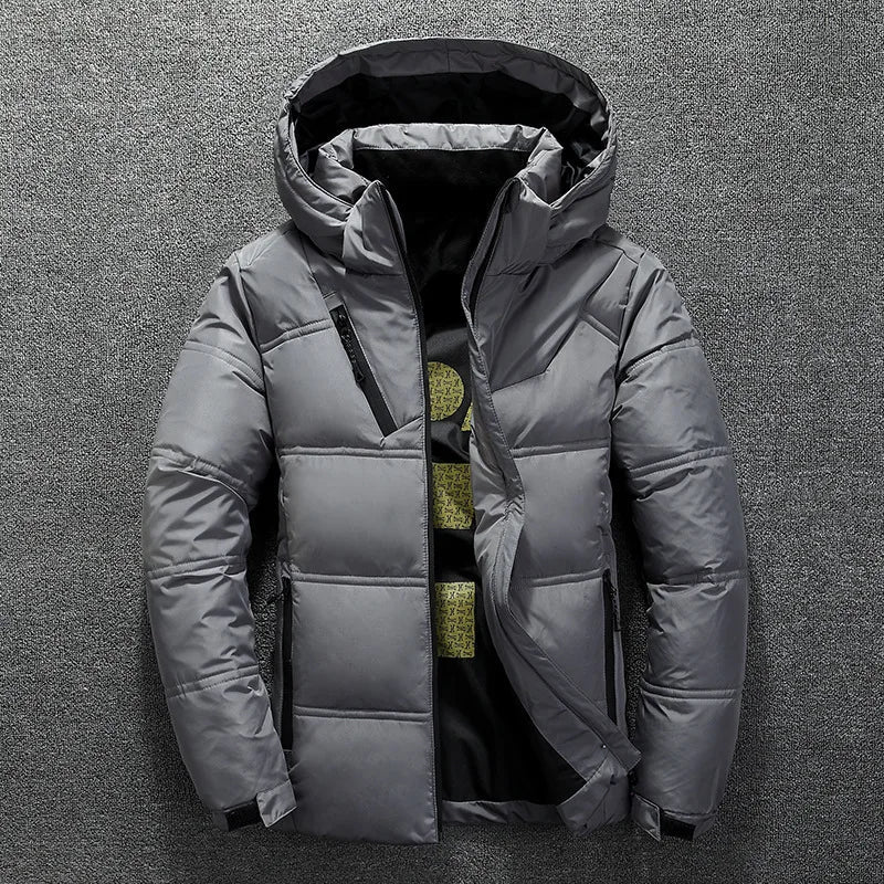 Jaqueta Masculina Puffer Bulky Romenzi RZ189 com isolamento térmico, durabilidade e estilo moderno.