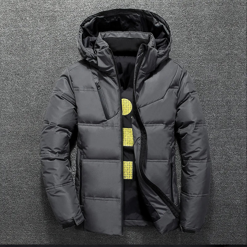 Jaqueta Masculina Puffer Bulky Romenzi RZ189 com isolamento térmico, durabilidade e estilo moderno.