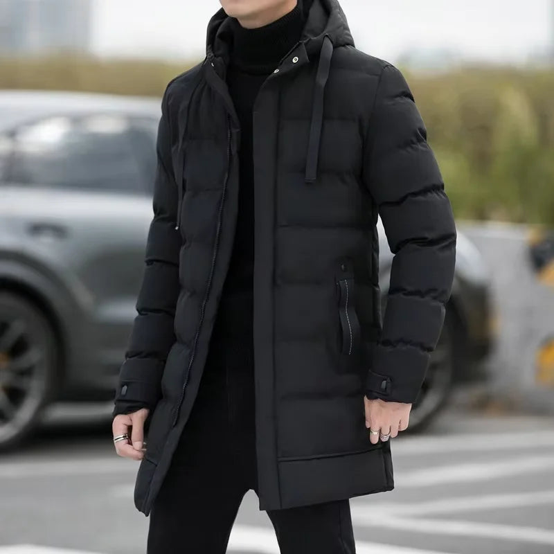 Jaqueta Masculina Puffer Extensive Romenzi RZ022 com design elegante e funcional para proteção contra o frio.