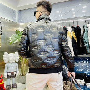 Jaqueta Masculina Puffer Outlier Romenzi RZ172 exibindo design autêntico, isolamento térmico e estilo sofisticado.