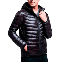 Jaqueta Masculina Puffer Romenzi Compact RZ250 com acabamento elegante e materiais premium. Conforto e estilo para todas as ocasiões.