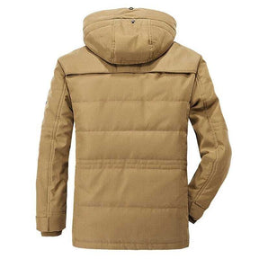 Jaqueta Masculina Spain Coast Romenzi RZ205, possui um design elegante, forro acolchoado para excelente isolamento térmico e máximo conforto.