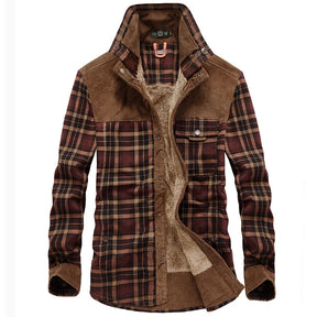 Jaqueta Xadrez Masculina Romenzi RZ180 com padrão moderno, forro macio e alta durabilidade. A escolha ideal para estilo e proteção em climas frios.