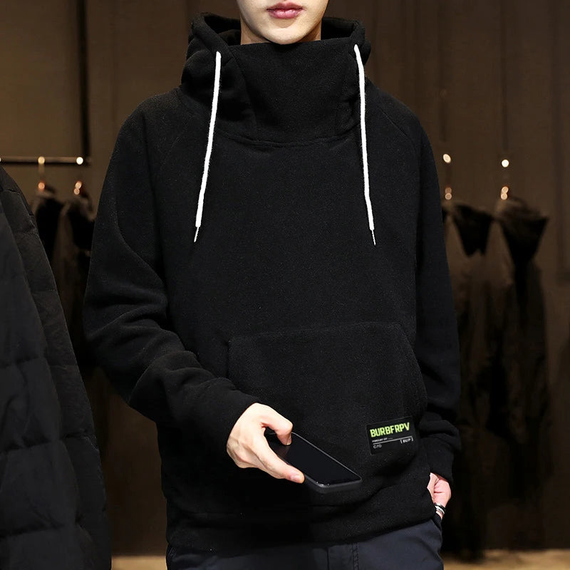 Moletom Masculino Canguru Gola Alta Romenzi RZ105 com capuz bolso canguru e gola alta que oferece estilo conforto e proteção nos dias frios